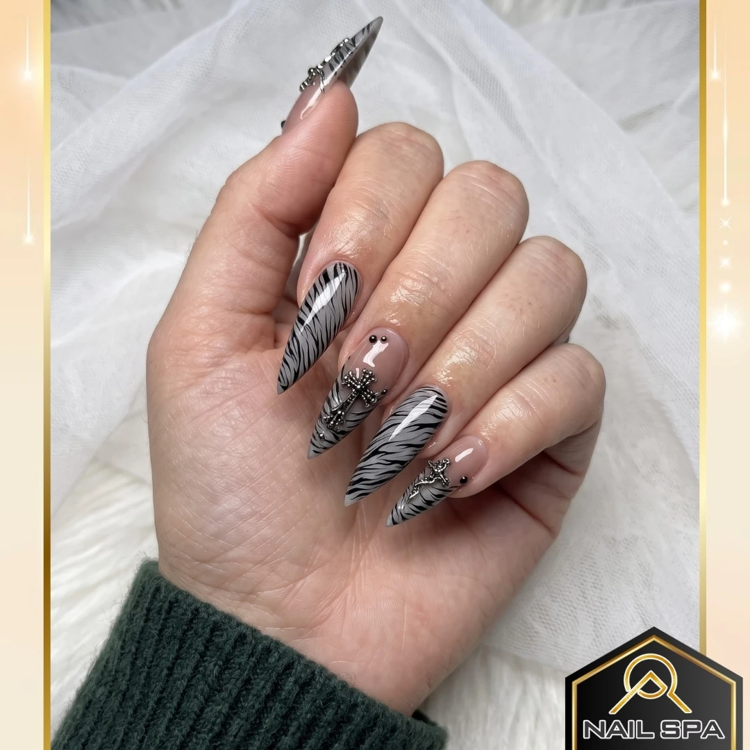 Nail Sep 22